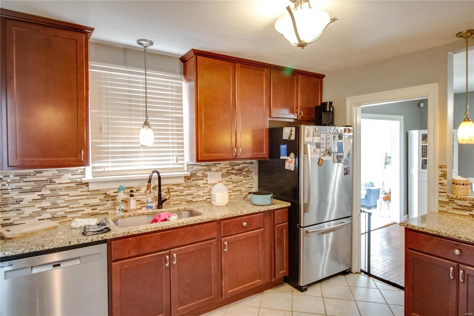 116 Walnut Ridge Drive Bethalto, IL 62010 - Photo 11 of 37 Gallery Image 11