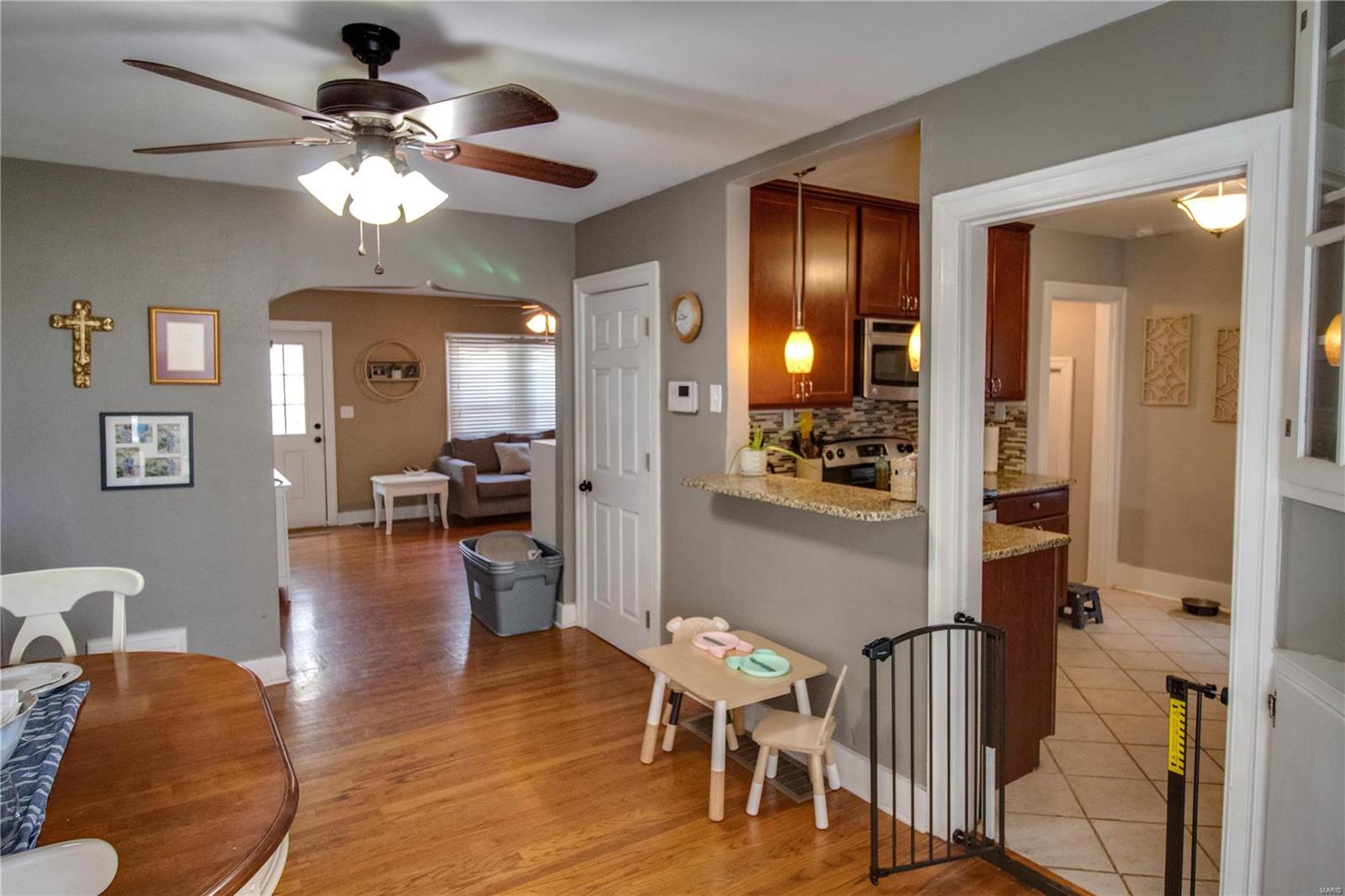 116 Walnut Ridge Drive Bethalto, IL 62010 - Photo 12 of 37 Gallery Image 12