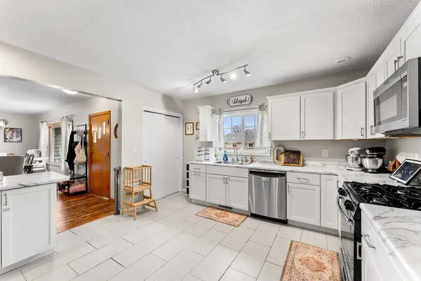 $210,000 | 307 Southeast 8th Avenue, Aledo, IL 61231