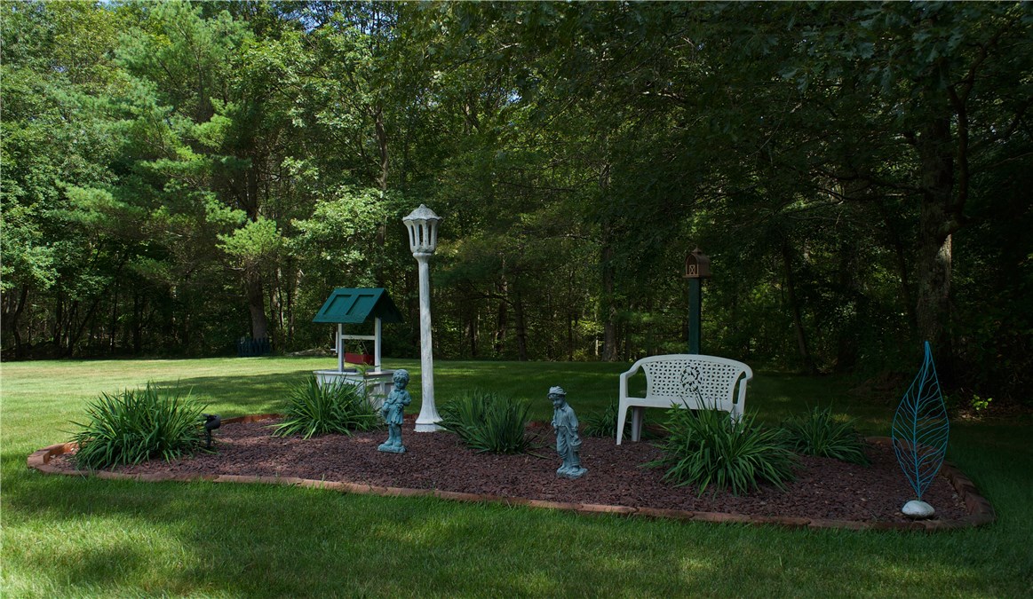 1800 Harkney Hill Road Coventry, RI 02816 - Photo 33 of 38 Gallery Image 33