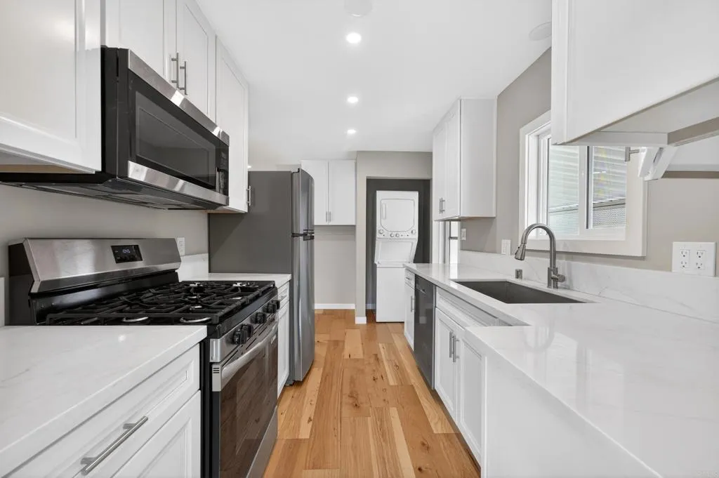 8301 Mission Gorge Road, Unit 64 Santee, CA 92071 - Photo 19 of 49 Gallery Image 19