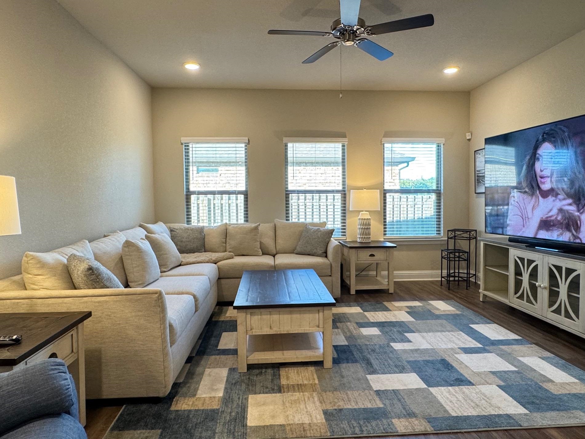 1346 Kairos Loop Foley, AL 36535 - Photo 2 of 40 Living Room