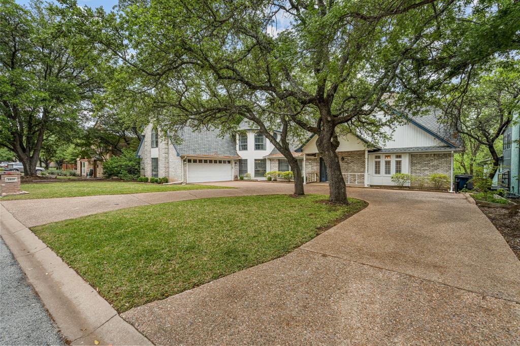 8809 Random Road Fort Worth, TX 76179 - Photo 2 of 37