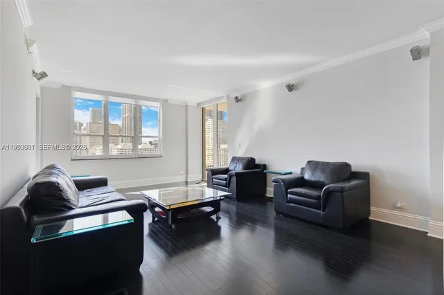 $6,750 | 701 Brickell Key Boulevard, Unit 2103, Miami, FL 33131