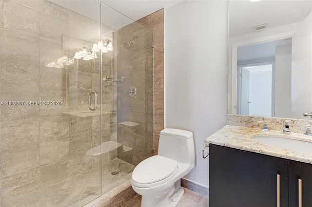 $6,750 | 701 Brickell Key Boulevard, Unit 2103, Miami, FL 33131