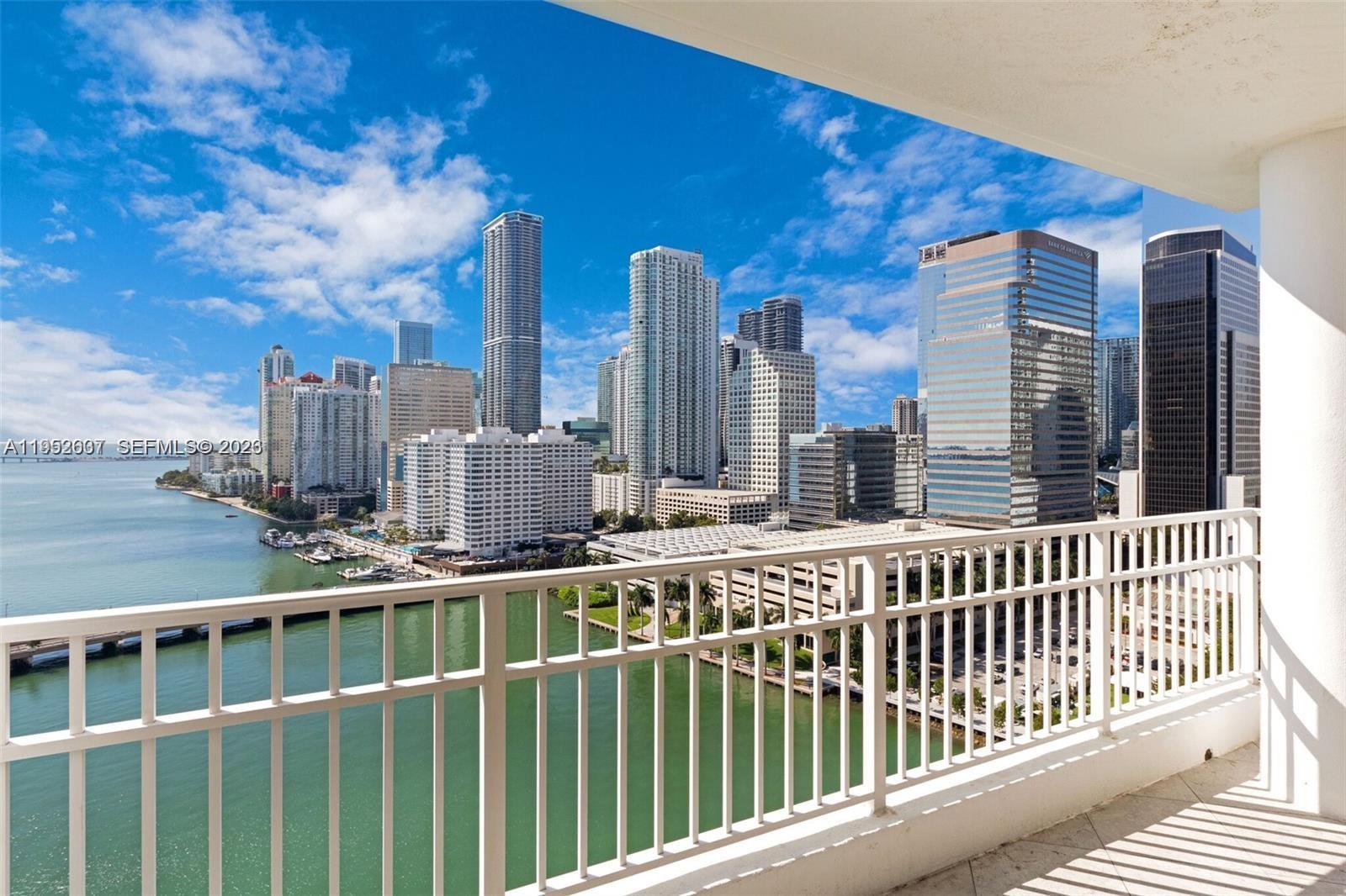 701 Brickell Key Boulevard, Unit 2103 Miami, FL 33131 - Photo 3 of 38