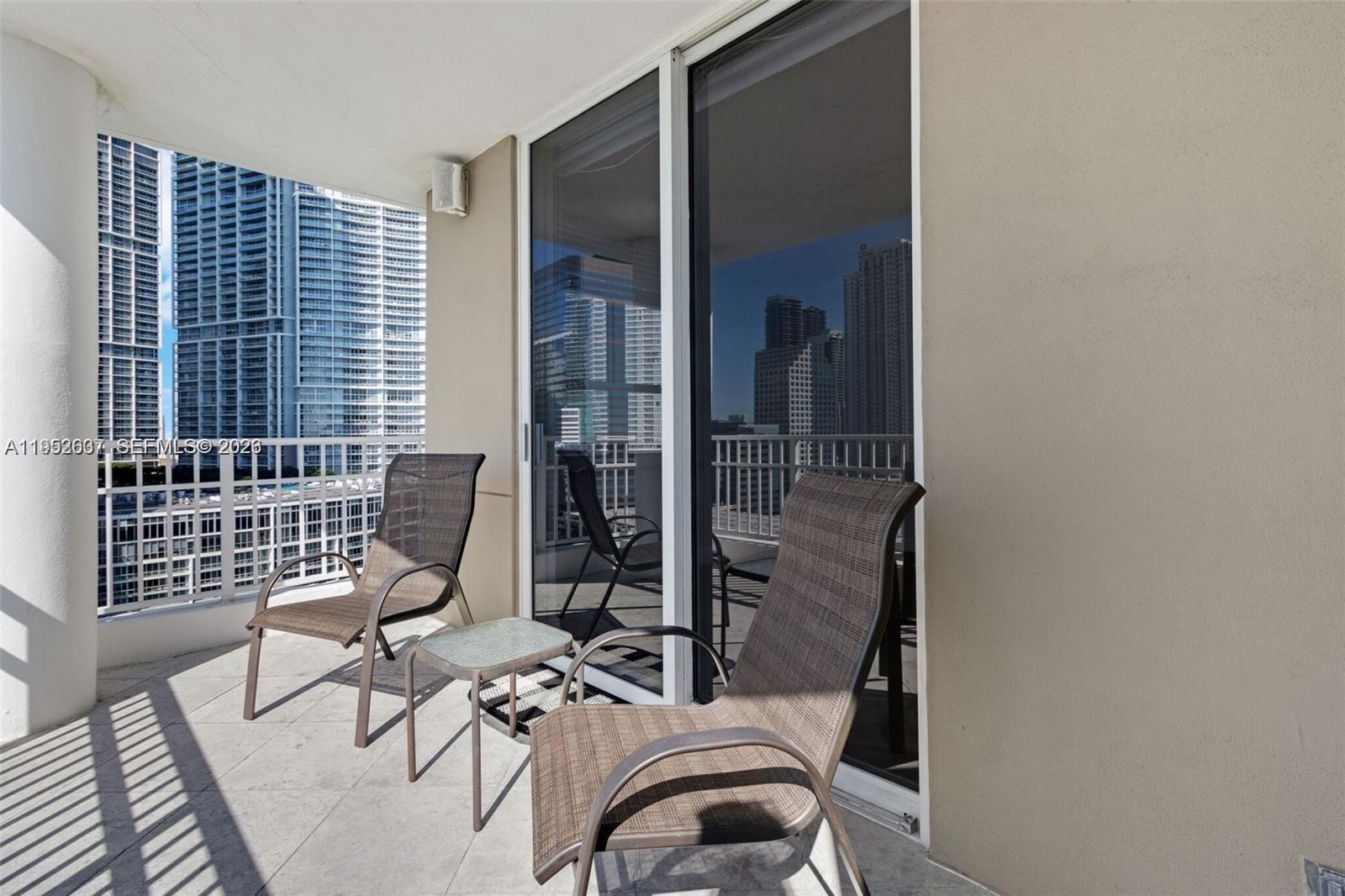 701 Brickell Key Boulevard, Unit 2103 Miami, FL 33131 - Photo 5 of 38