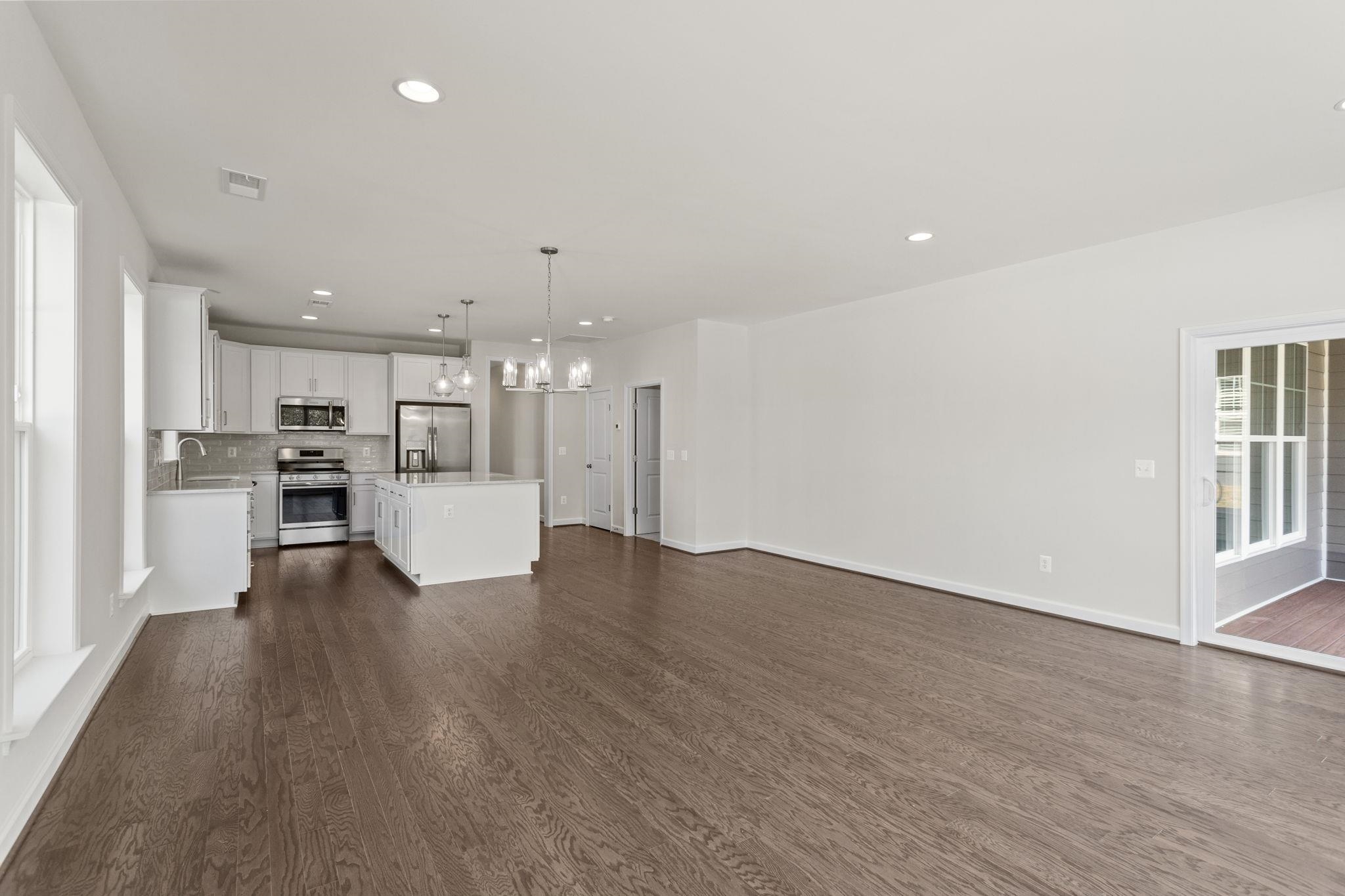 2784 Rutlege Road, Unit 188 Harrisonburg, VA 22801 - Photo 14 of 31 a view of kitchen with wooden floor