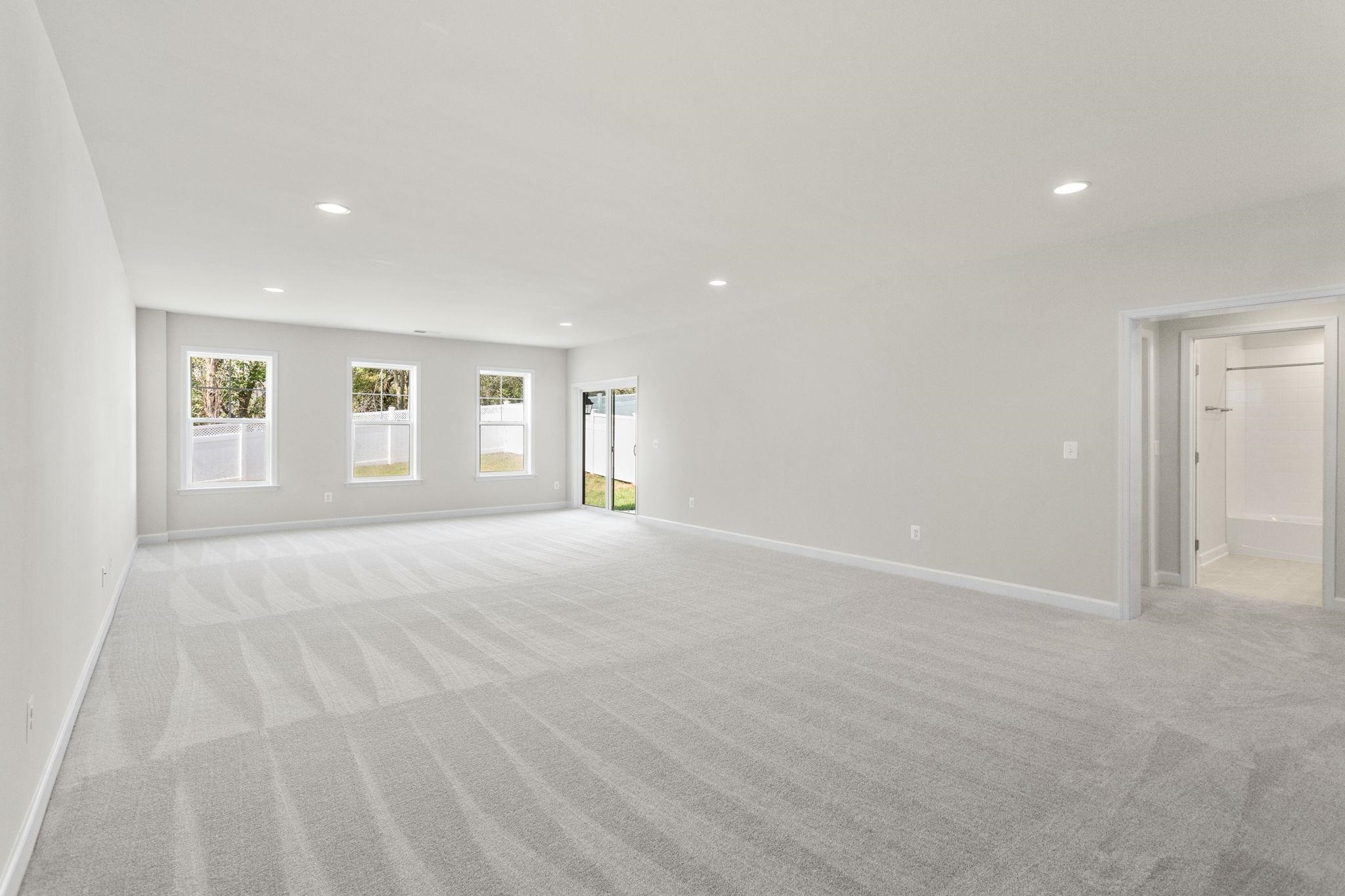 2784 Rutlege Road, Unit 188 Harrisonburg, VA 22801 - Photo 8 of 30 a view of an empty room with a window