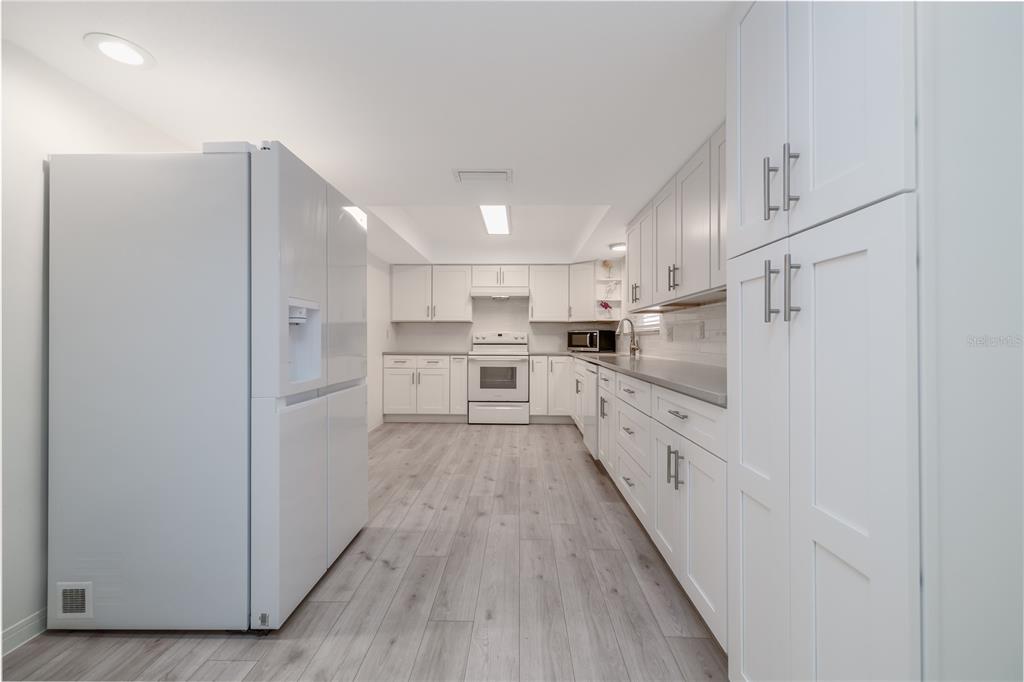 1016 Cherokee Ranch Road Holly Hill, FL 32117 - Photo 10 of 23