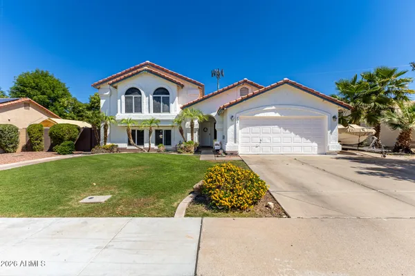 $599,000 | 735 South Winthrop Circle, Mesa, AZ 85204