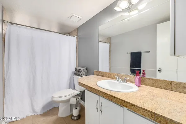 $599,000 | 735 South Winthrop Circle, Mesa, AZ 85204