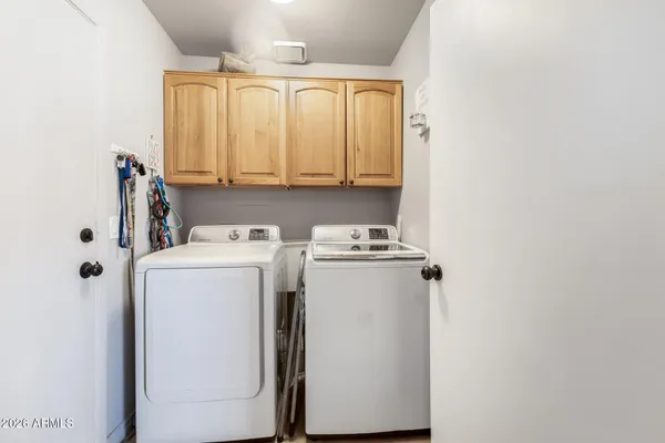 $599,000 | 735 South Winthrop Circle, Mesa, AZ 85204