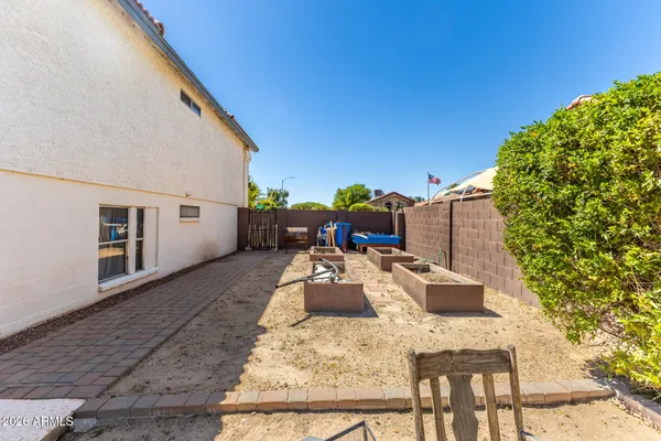 $599,000 | 735 South Winthrop Circle, Mesa, AZ 85204