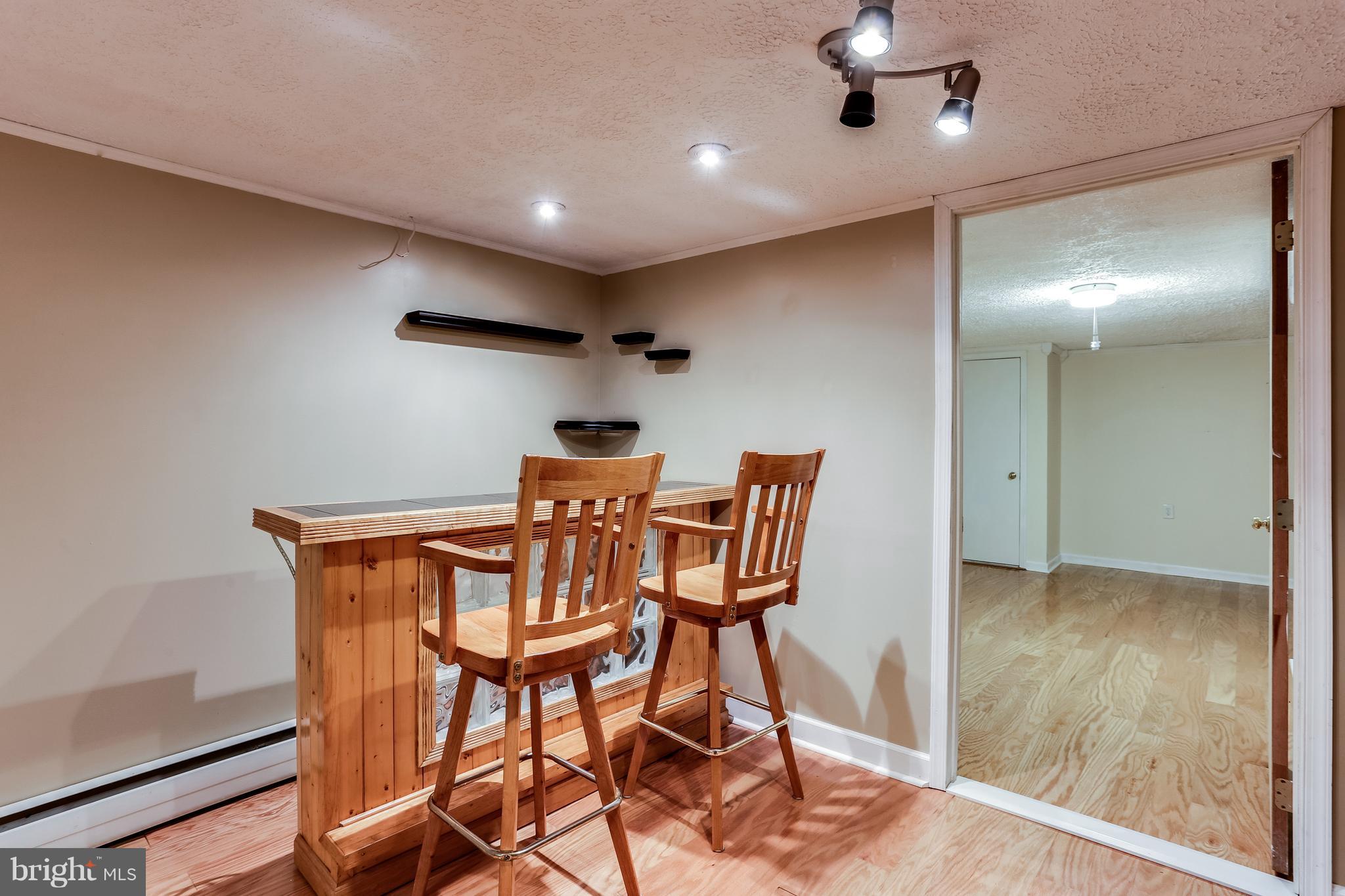 2100 Bethel Road Finksburg, MD 21048 - Photo 27 of 36 LL Wet Bar