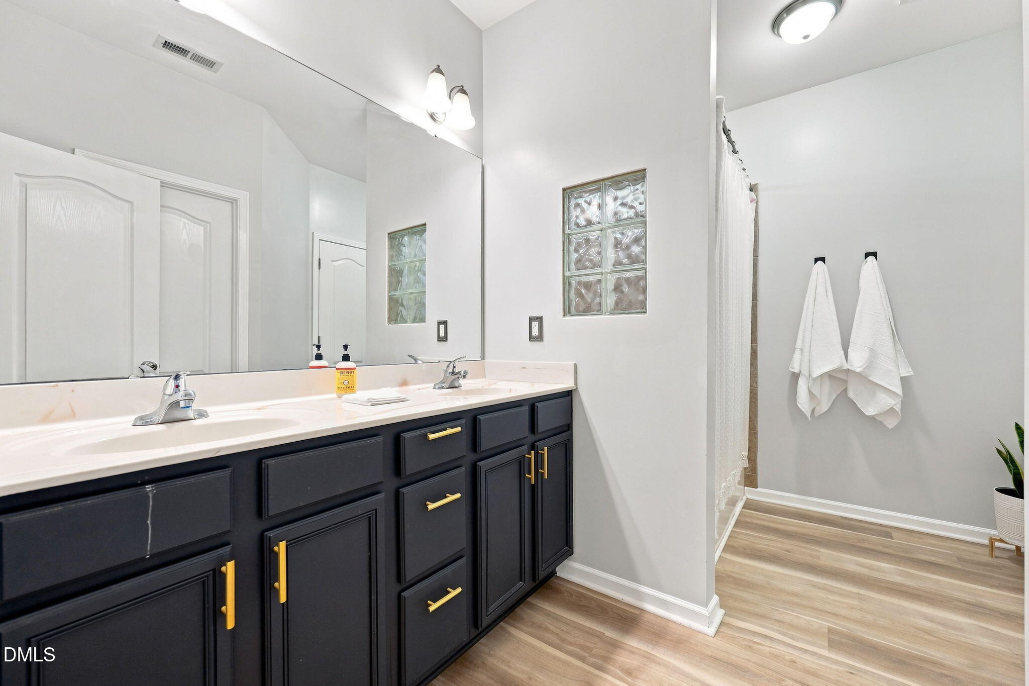 6317 Arsenal Avenue Raleigh, NC 27610 - Photo 20 of 37 13-web-or-mls-IMG_4959_Edit