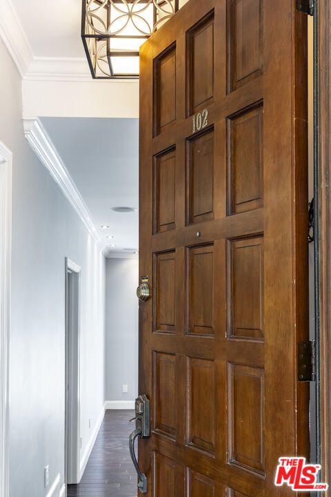 818 6th Street, Unit 102 Santa Monica, CA 90403 - Photo 2 of 29 a view of walk in closet