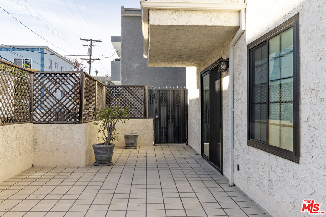 818 6th Street, Unit 102 Santa Monica, CA 90403 - Photo 26 of 29