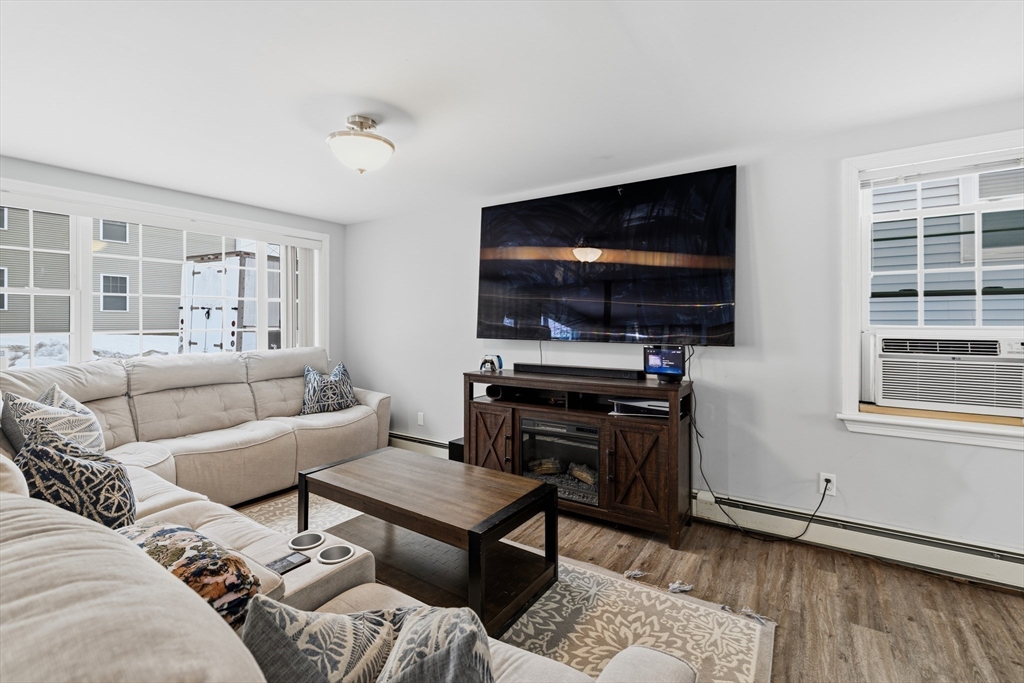 10 Aberdeen Street Fall River, MA 02721 - Photo 14 of 35