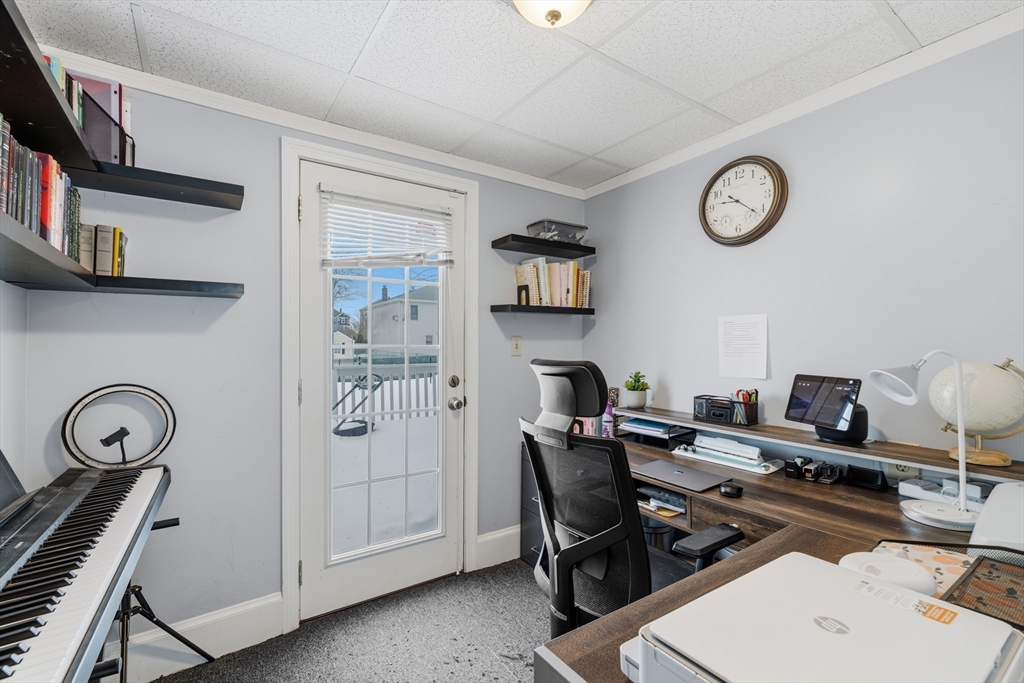 10 Aberdeen Street Fall River, MA 02721 - Photo 19 of 35