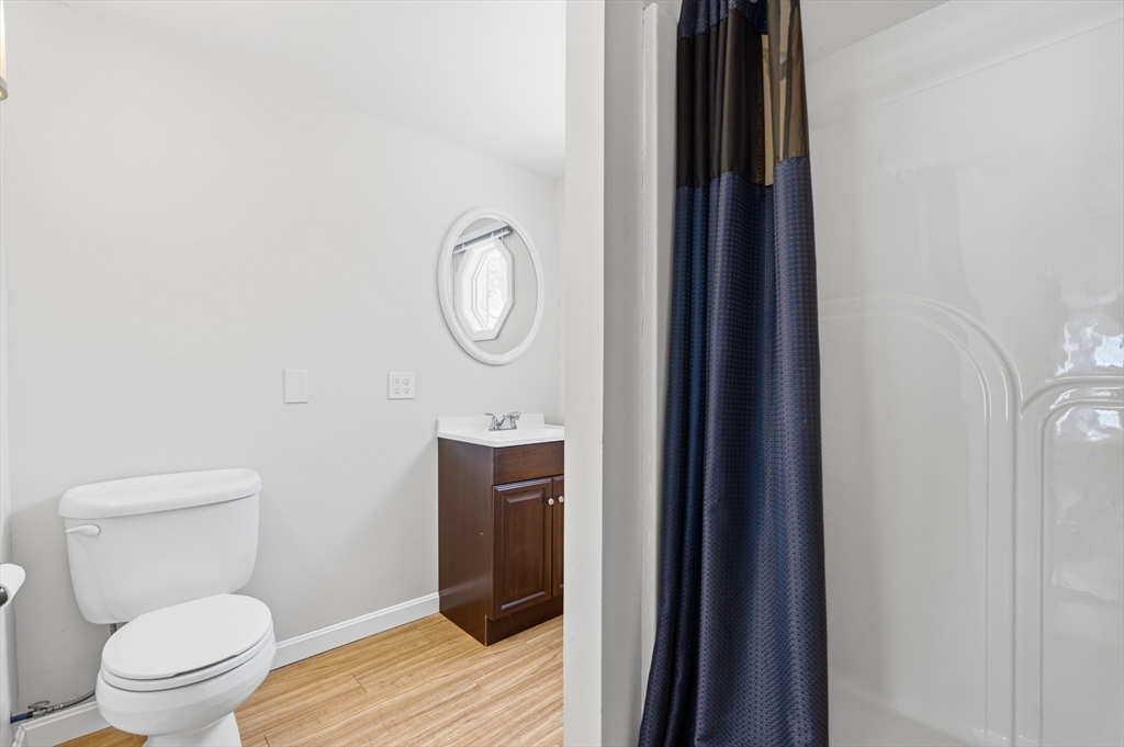 10 Aberdeen Street Fall River, MA 02721 - Photo 20 of 35