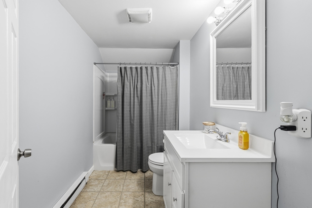 10 Aberdeen Street Fall River, MA 02721 - Photo 23 of 35