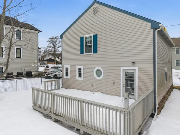 $414,900 | 10 Aberdeen Street, Fall River, MA 02721