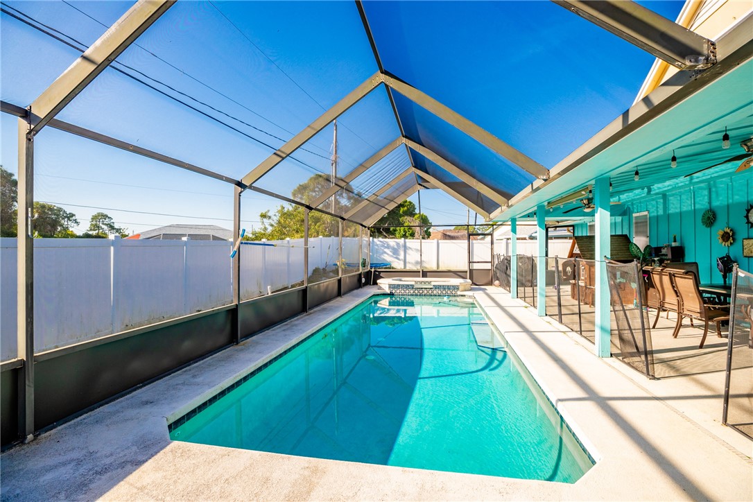 474 Azine Terrace Sebastian, FL 32958 - Photo 25 of 33 a view of swimming pool