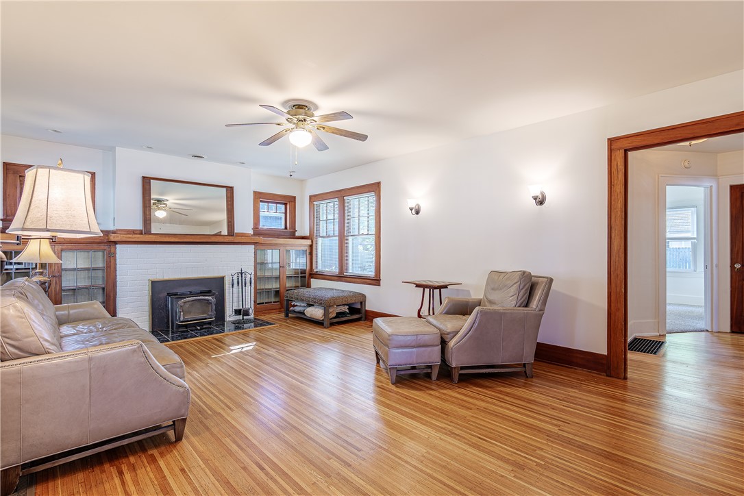 75 Garford Road Irondequoit, NY 14622 - Photo 5 of 46 Gallery Image 5