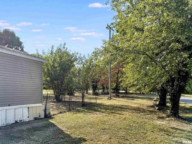 $75,000 | 200 Madison Street, Carterville, IL 62918