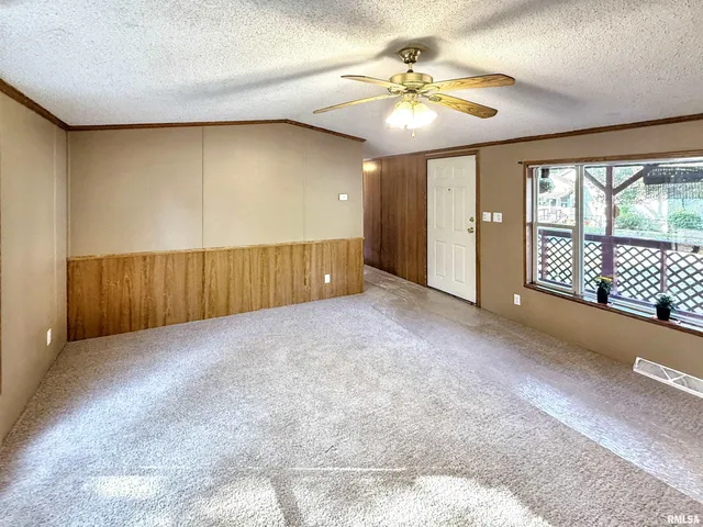 $75,000 | 200 Madison Street, Carterville, IL 62918