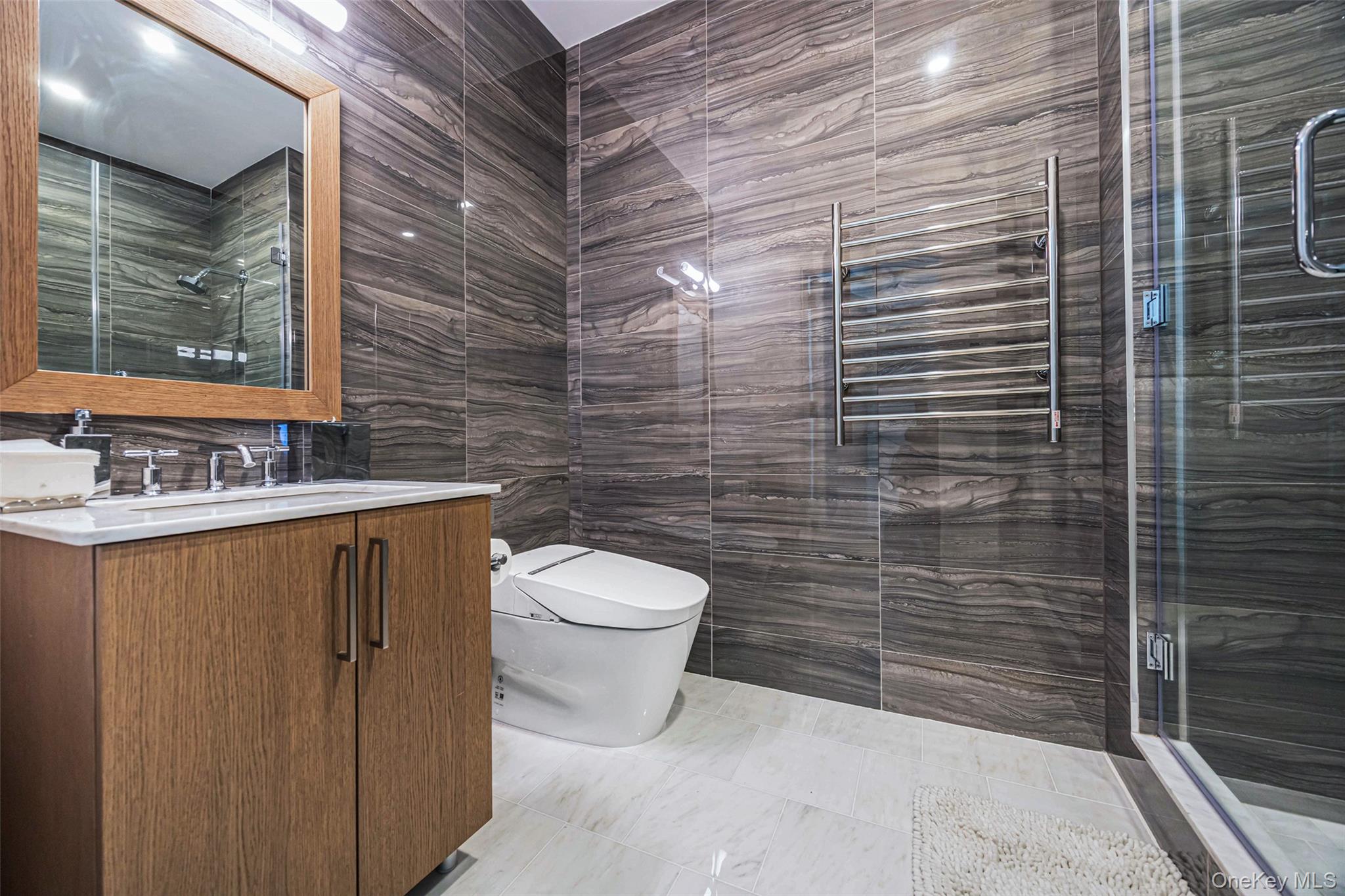 100 Garvies Point Road, Unit 1024 Glen Cove, NY 11542 - Photo 30 of 41