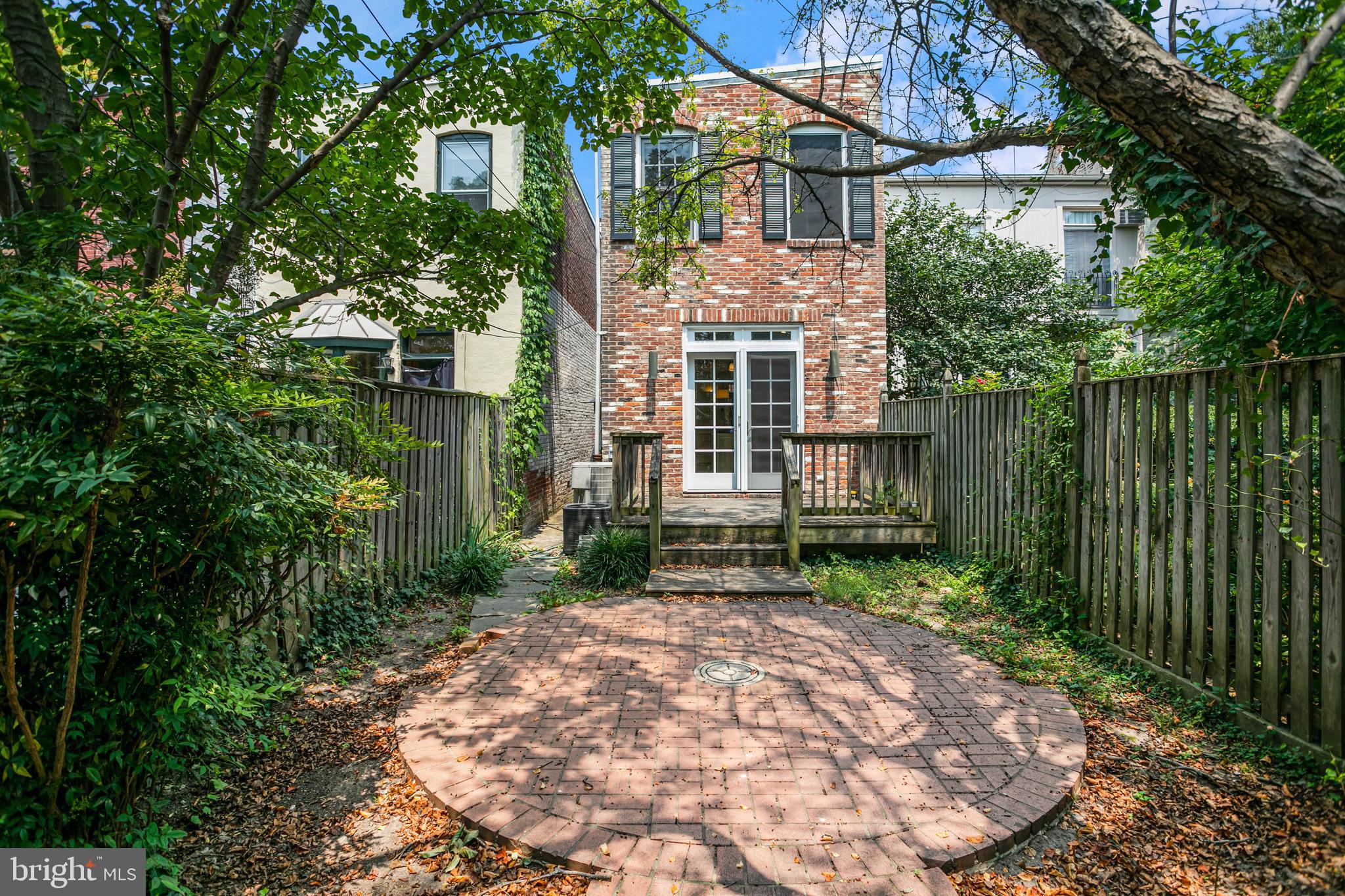 409 A Street Southeast Washington, DC 20003 - Photo 15 of 21 Large Backyard