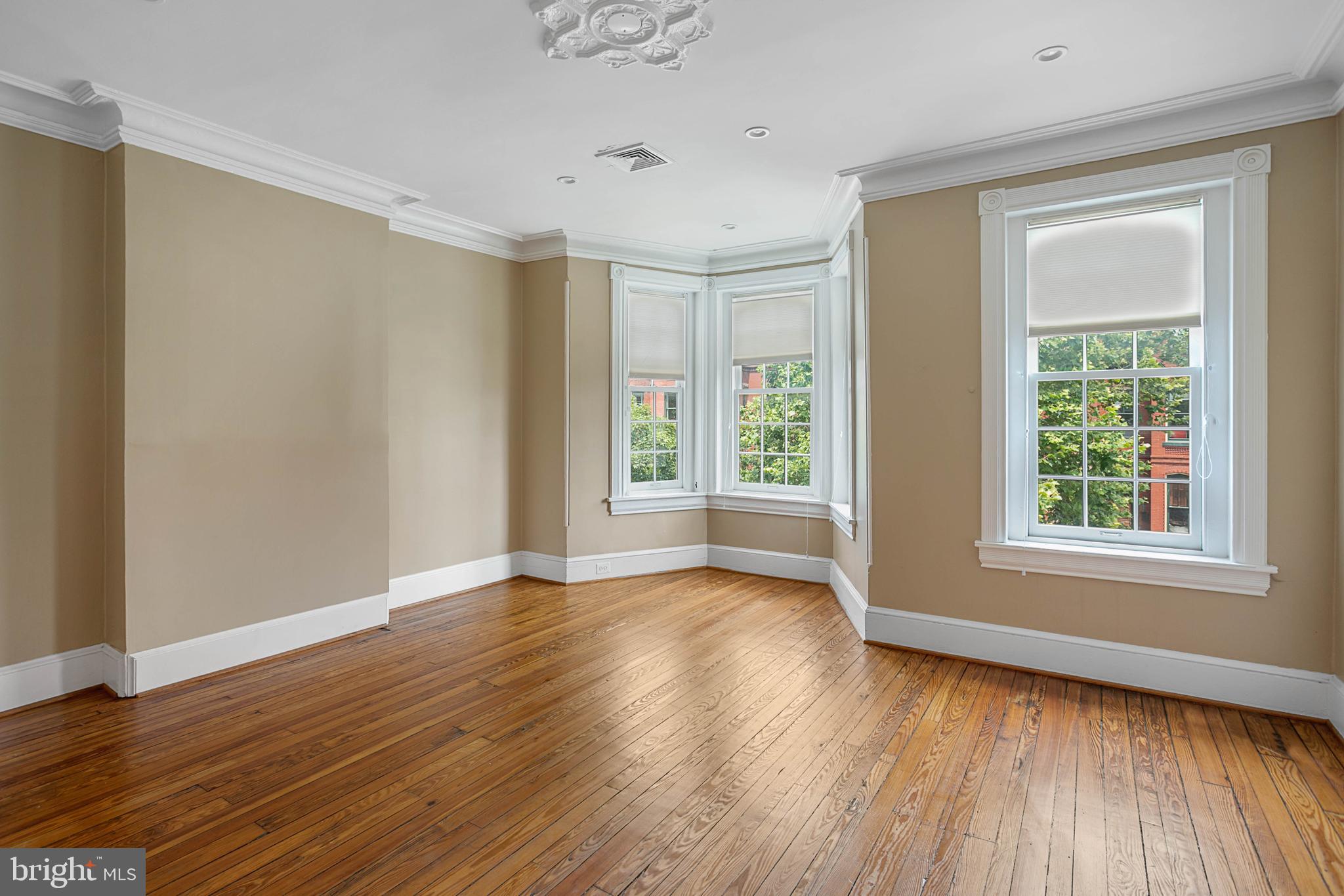409 A Street Southeast Washington, DC 20003 - Photo 8 of 21 Bright Primary Bedroom