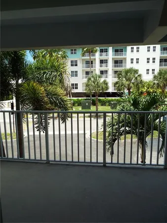 $2,200 | 513 Bahia Beach Boulevard, Ruskin, FL 33570