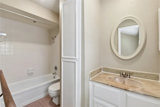 $1,395 | 7700 Creekbend Drive, Unit 75, Houston, TX 77071