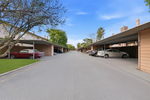 $1,395 | 7700 Creekbend Drive, Unit 75, Houston, TX 77071