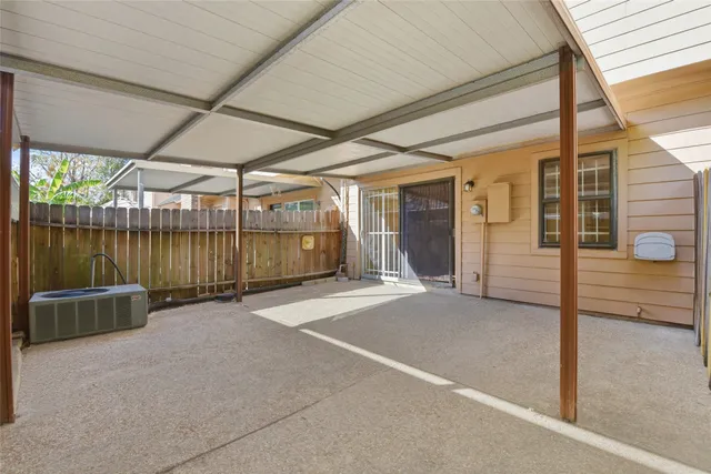 $1,395 | 7700 Creekbend Drive, Unit 75, Houston, TX 77071