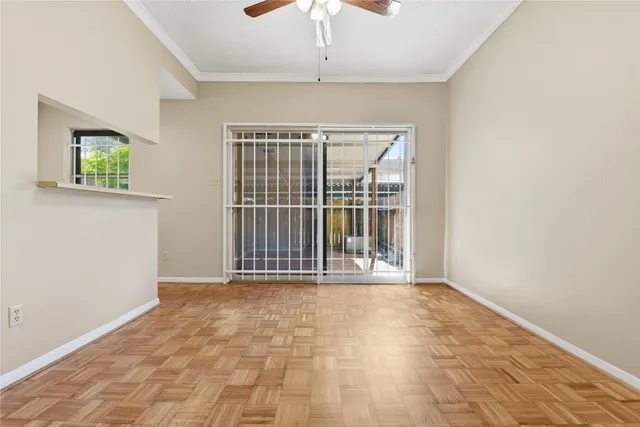 $1,395 | 7700 Creekbend Drive, Unit 75, Houston, TX 77071