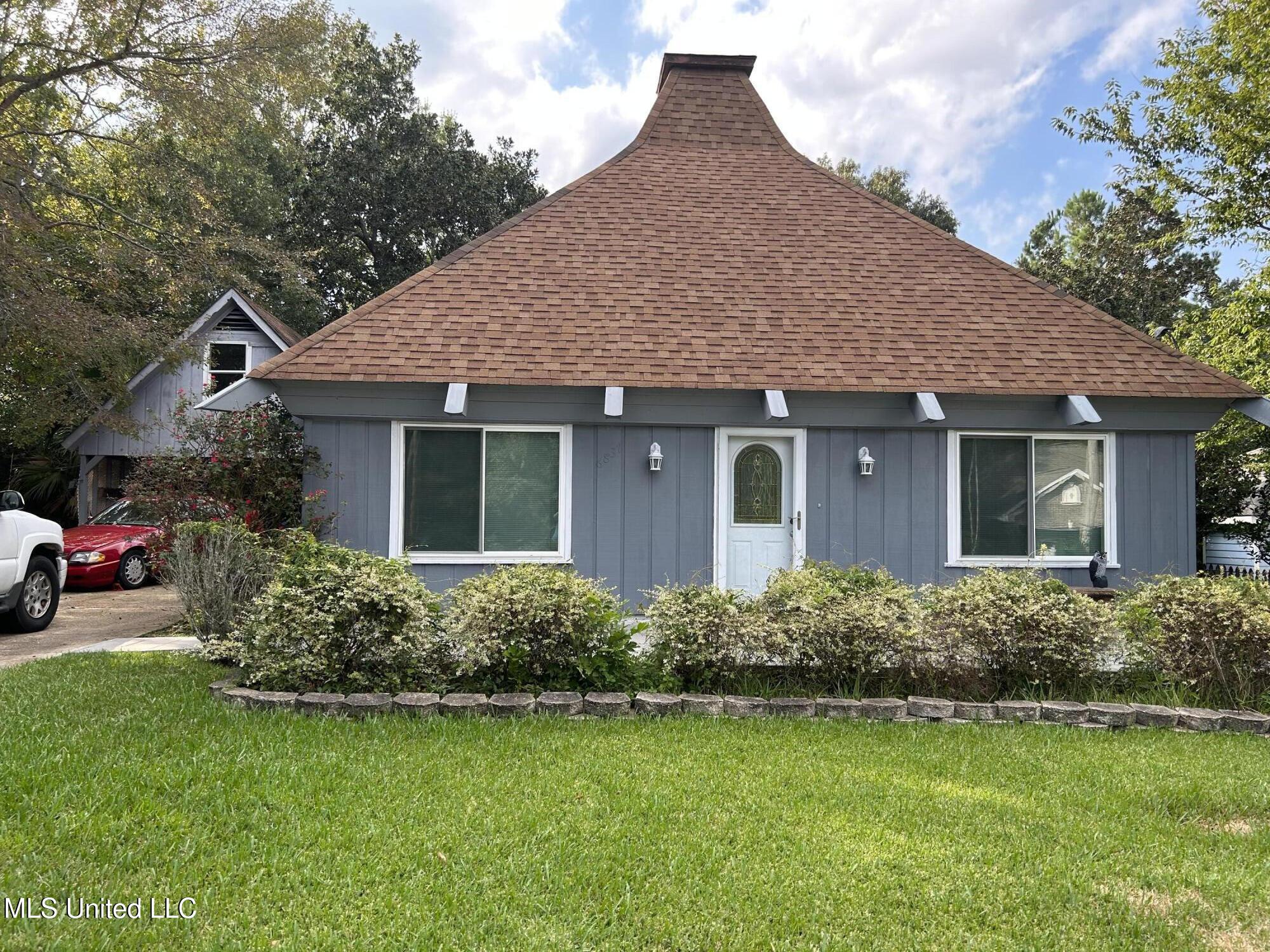 6837 Hilo Street Diamondhead, MS 39525 - Photo 1 of 35 IMG_3016