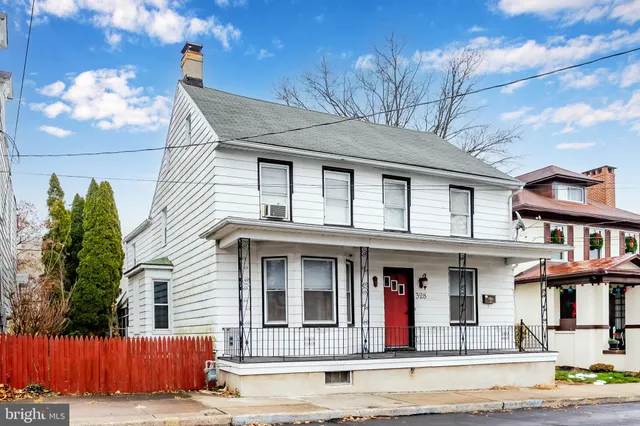 $219,000 | 328 North Spring Street, Middletown, PA 17057