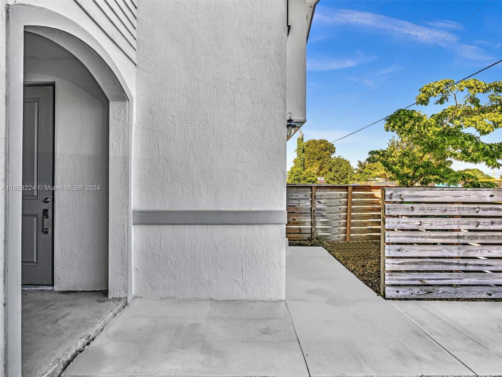 13348 Southwest 250th Street Homestead, FL 33032 - Photo 34 of 39 Gallery Image 34