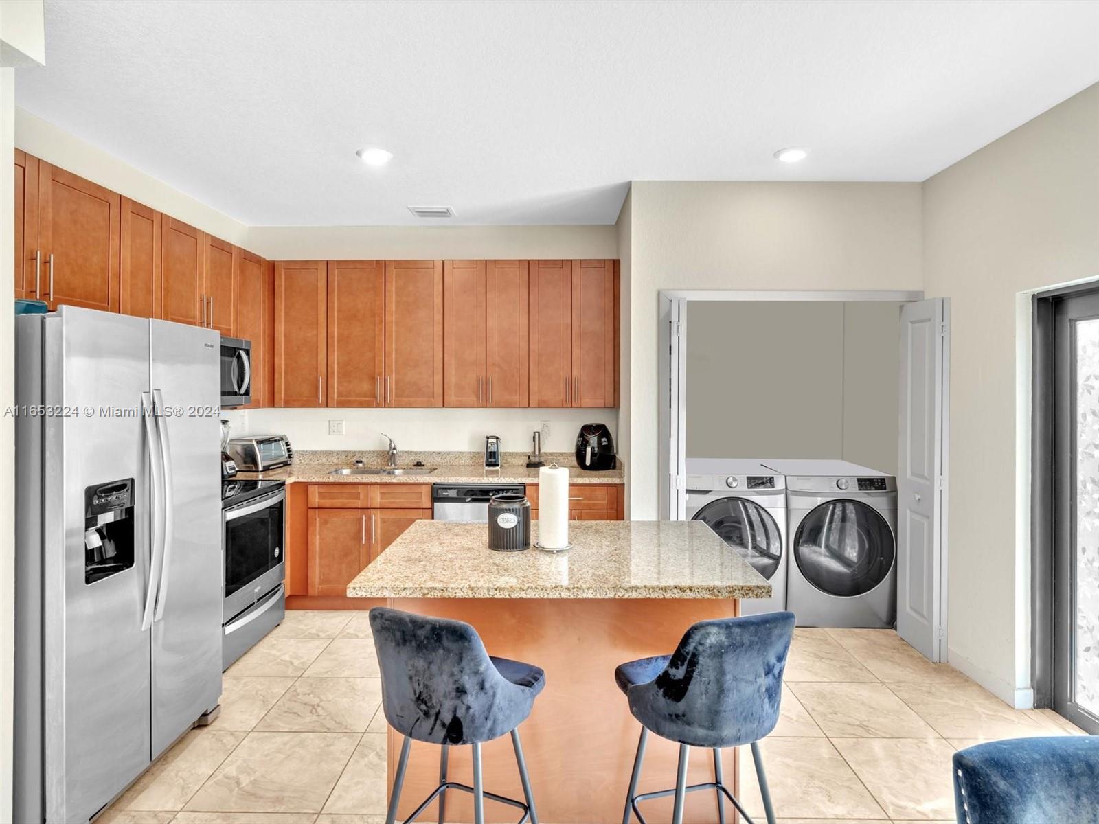13348 Southwest 250th Street Homestead, FL 33032 - Photo 6 of 39 Gallery Image 6