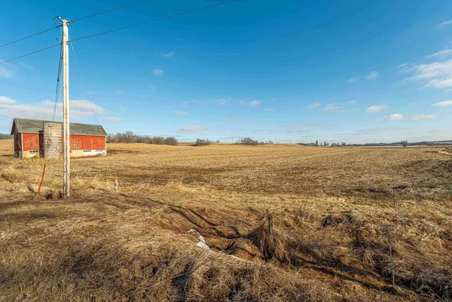 $234,900 | N5980 Washington, Monticello, WI 53570