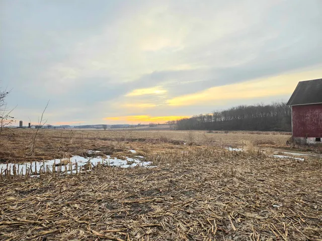 $234,900 | N5980 Washington, Monticello, WI 53570