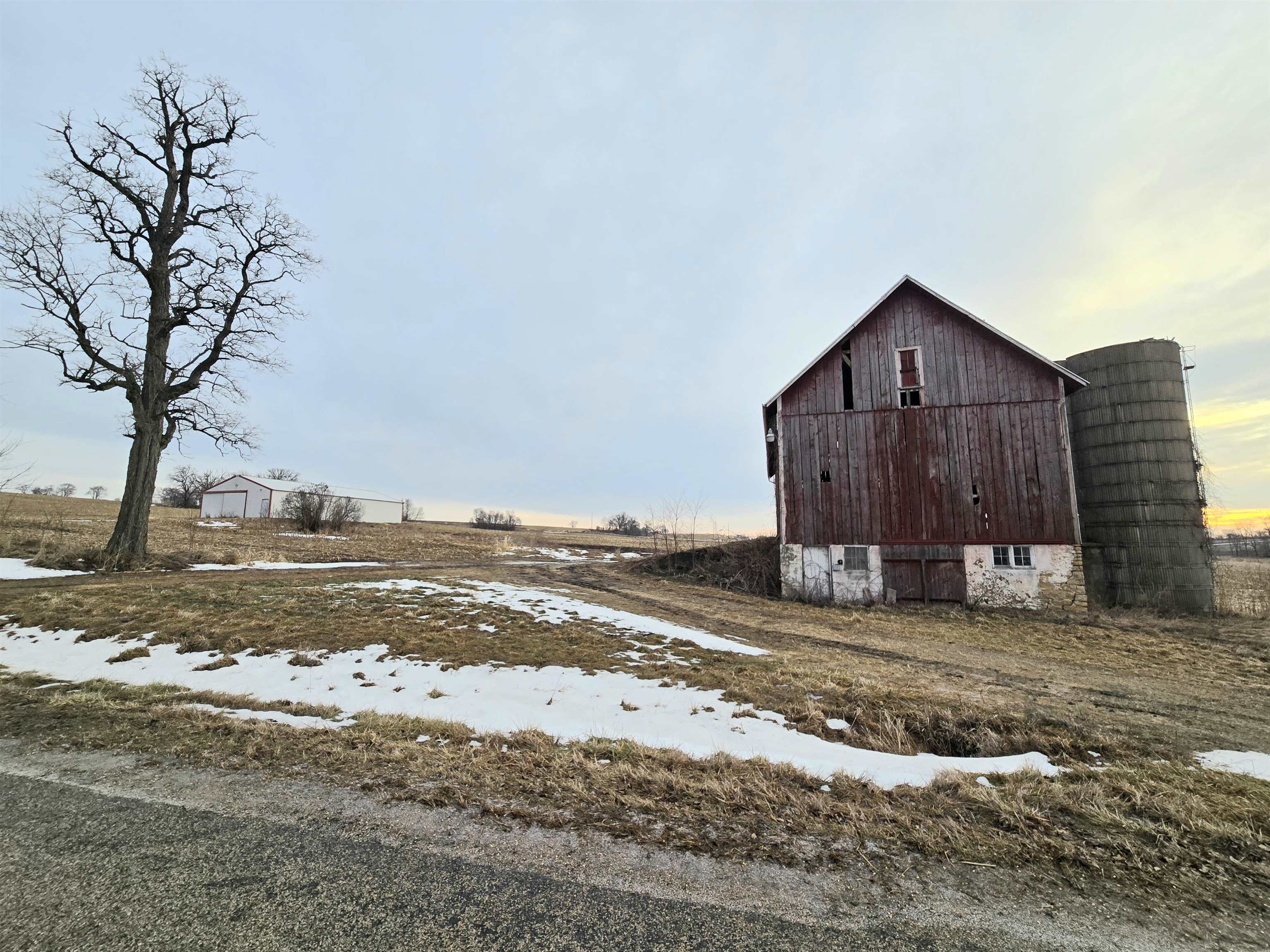 N5980 Washington Monticello, WI 53570 - Photo 7 of 25