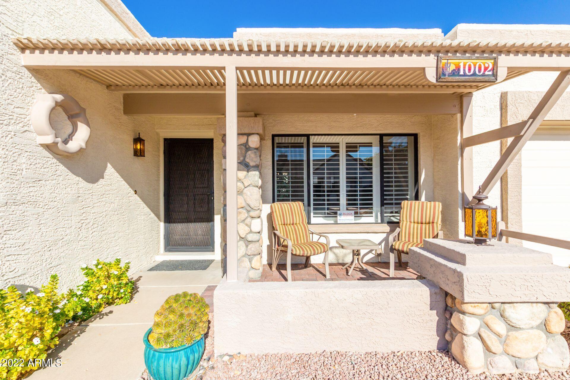 1002 East Wagoner Road Phoenix, AZ 85022 - Photo 2 of 16 Front Entrance