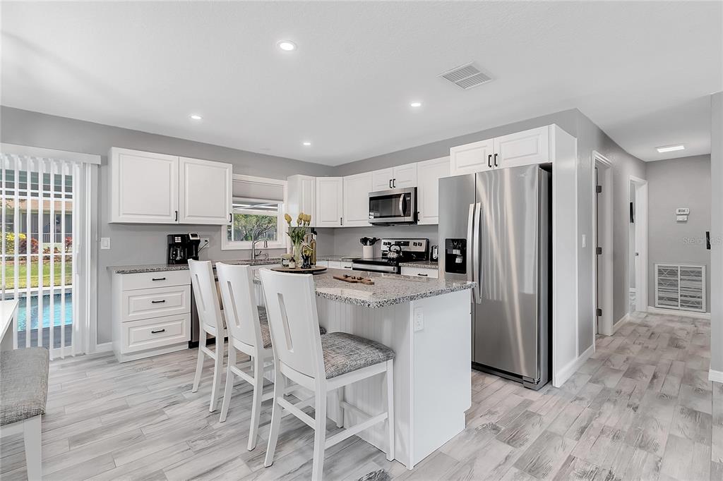 60 Golfview Road Rotonda West, FL 33947 - Photo 16 of 27