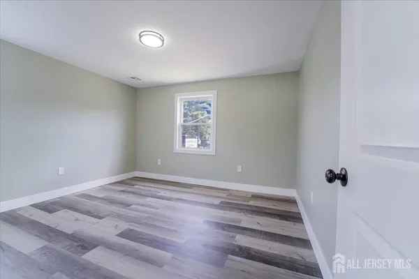 $682,000 | 951-953 Amboy Avenue, Edison, NJ 08837