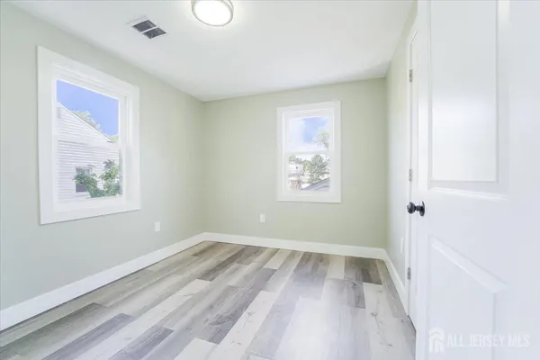 $682,000 | 951-953 Amboy Avenue, Edison, NJ 08837